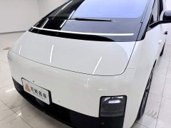 Li Auto MEGA Home Family Edition - ფოტო 6