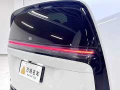 Li Auto MEGA Home Family Edition - ფოტო 7
