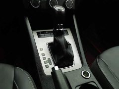 Skoda Octavia 1.5L Automatic Comfort - ფოტო 13