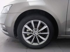 Skoda Octavia 1.5L Automatic Comfort - ფოტო 17