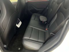 Tesla Model 3 High Performance All-Wheel Drive - ფოტო 11