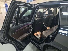 BMW X3 xDrive30i Premier M Night Package - ფოტო 10
