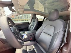Tesla Model Y Standard Range RWD - ფოტო 13