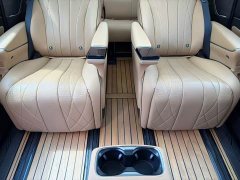 Denza BYD Denza D9 DM-i 1050 Premium - ფოტო 18