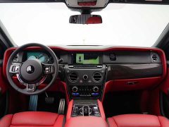 Rolls-Royce Cullinan Black Badge - ფოტო 14