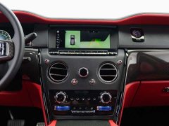 Rolls-Royce Cullinan Black Badge - ფოტო 20