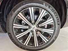 Volvo XC90 2022 B6 Inscription 7-Seater - ფოტო 14