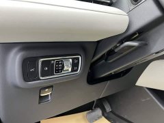 Lincoln Explorer 2.0T AWD Premium - ფოტო 16