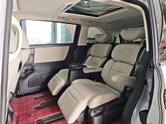 Honda Odyssey 2.0L e:HEV Luxury - ფოტო 12