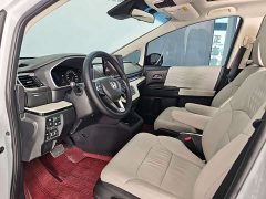Honda Odyssey 2.0L e:HEV Luxury - ფოტო 7