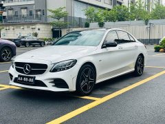 Mercedes-Benz C-Class C 260 L AMG Line Exclusive Edition - ფოტო 1