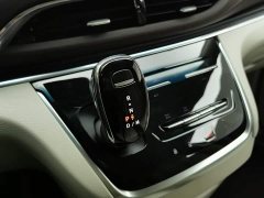 Buick GL8 Land Business Class Comfort Edition - ფოტო 13