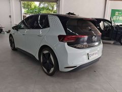 Volkswagen ID.3 Outstanding Edition - ფოტო 14