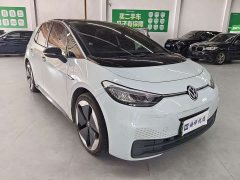 Volkswagen ID.3 Outstanding Edition - ფოტო 3