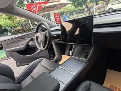 Tesla Model Y Rear-Wheel Drive - ფოტო 19