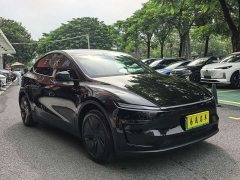 Tesla Model Y Rear-Wheel Drive - ფოტო 5