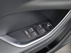 Jaguar XEL 2022 2.0T 250PS R-DYNAMIC S Aspiring Sport Edition - ფოტო 9