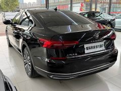 Volkswagen Passat 330TSI Luxury - ფოტო 11