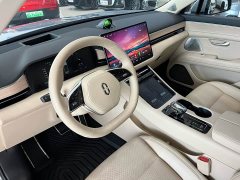AITO M5 Extended Range Max RS AWD Advanced Intelligent Driving Edition - ფოტო 11