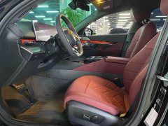 BMW 5 Series 530Li Premier M Sport Package - ფოტო 5
