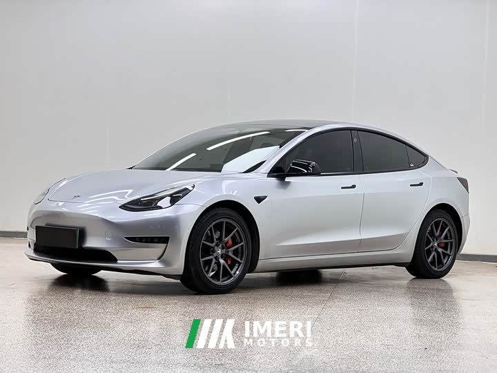 Tesla Model 3 Rear-Wheel Drive