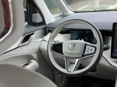 Volvo EM90 2025 Ultra Six-Seater - ფოტო 19