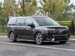 Volvo EM90 2025 Ultra Six-Seater - ფოტო 3