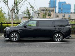 Volvo EM90 2025 Ultra Six-Seater - ფოტო 6