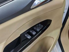 Buick GL8 Land Executive Cabin Advance Edition - ფოტო 12