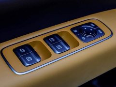 Li Auto i6 Four-Wheel Drive Standard Edition - ფოტო 18