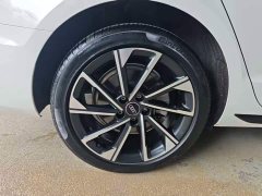 Audi A4L 40 TFSI Luxury Dynamic - ფოტო 13