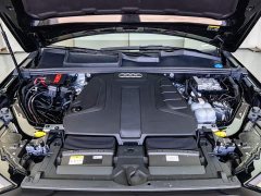 Audi Q7 45 TFSI quattro S line Sport - ფოტო 8