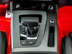 Audi Q5L 40 TFSI Luxury Sport Edition - ფოტო 14