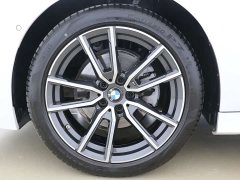 BMW 3 Series 325Li M Sport Package - ფოტო 5