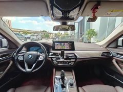 BMW 5 Series Facelift 530Li Luxury Edition Premium Package - ფოტო 17