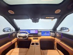 IM Motors Zhiji LS8 52 Max Luxury Six-Seater - ფოტო 11