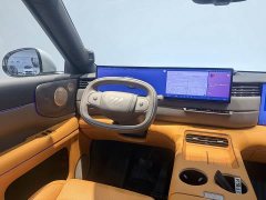 IM Motors Zhiji LS8 52 Max Luxury Six-Seater - ფოტო 12