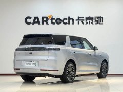 IM Motors Zhiji LS8 52 Max Luxury Six-Seater - ფოტო 20