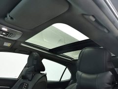 Toyota Camry 2.5G Luxury - ფოტო 13