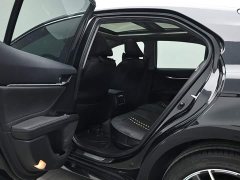 Toyota Camry 2.5G Luxury - ფოტო 15