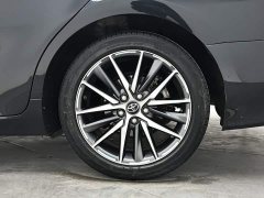 Toyota Camry 2.5G Luxury - ფოტო 9