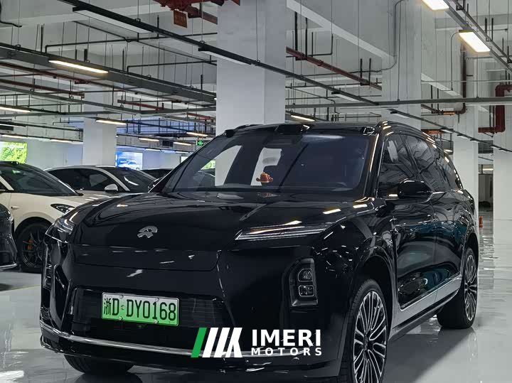 NIO ES8 Six-Seat Executive Signature Edition
