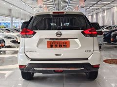 Nissan Qashqai 2.0L CVT 2WD XL Premium Smart Connect Premium Edition - ფოტო 4