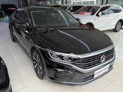 Volkswagen Passat 2022 330TSI Luxury - ფოტო 3