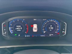 Volkswagen Passat 2022 330TSI Luxury - ფოტო 5