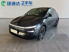 Tesla Model Y Rear-Wheel Drive - ფოტო 1