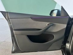 Tesla Model Y Rear-Wheel Drive - ფოტო 13