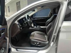 BMW 5 Series Facelift 525Li Luxury Package - ფოტო 11