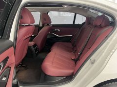 BMW 3 Series 320Li M Sport Package - ფოტო 17