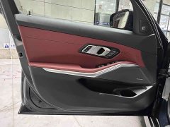 BMW 3 Series 325i M Sport Night Edition Package - ფოტო 18